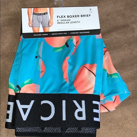 american eagle peach shorts